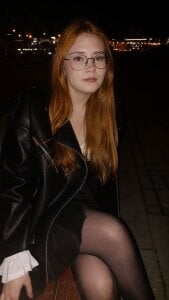 VelvetLinaRoom Public Pic 4