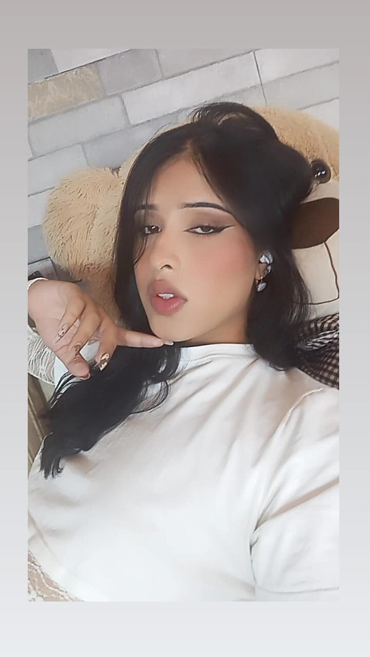 Ảnh Thịnh Hành của DixyPalmer 6318