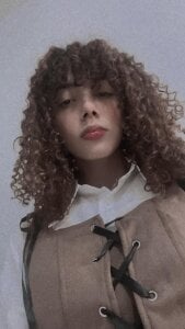 LioraVelvetC Public . fénykép