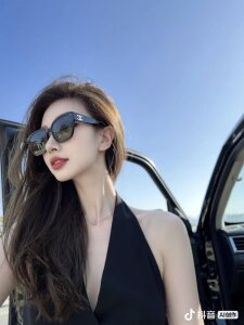 yueyue558 Public Pic