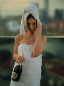 MidnightMuse3 Public Pic 6