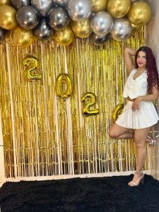 Alisha_Evans_Rs "New year, same temptation — just harder to resist." ✨🔥 사진 5