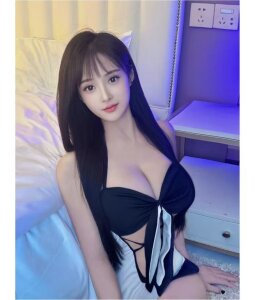 weiweibaby9 Public Pic 2