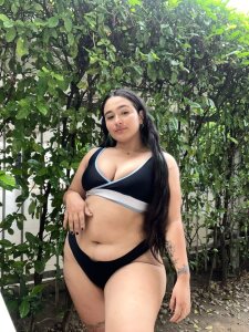 Angely_Rosse Public Pic 4