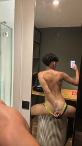 NickiGean Hola bebé Pic 3