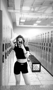 Public de Nora_Vibe  4 Imagens