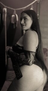 Public de Rousse_bdsm  2 photos