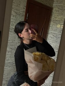 CharlotteFrazier Some more photos Pic 3