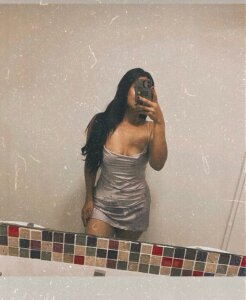 RoxyScarlet Your favorite girl 😘💋🔥 Pic