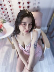 ValeryOhara_ Happy Valentine's Day 💘 Immagine  2