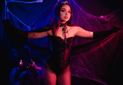 hannah_miltonn Night Breath Pic