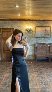 bitsy_pixel Selfies :p Pic 3