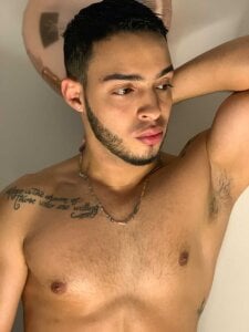 Alejandro_Zatoro i am Alejandro Pic 3