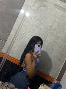 Sophie_clay Public Gambar