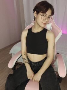 Mary_Suee Public Pic 3