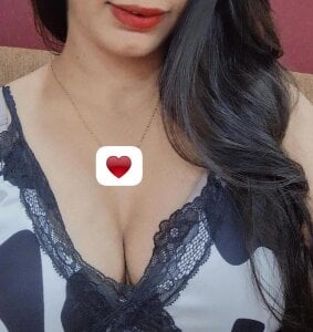 Garima_G Public 사진