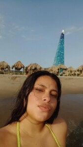 Lilytayler51 🏖🌊 Foto 3