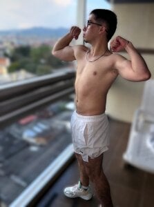 Tommas_Jhonson Public  7. fénykép