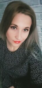 Bianca_Glorious Public Pic 3