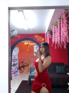 Leslymarin_ Public slika 2