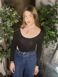 ManunyaHoly Public Poză 7