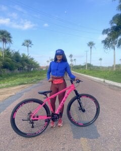 Morenabronzeadatrans Public Foto 4