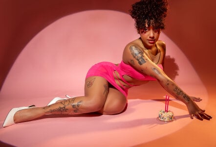 LuckySwagson Birthday Girl!  4. fénykép