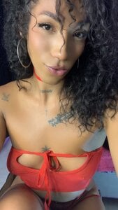 _Larabbitxx Public Pic 5