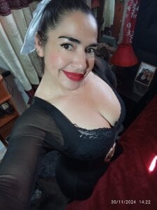 MaryRoze_ I like being your girl ❤️ Pic