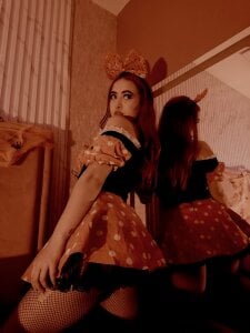 Gisselle_walker Today I will be your Minnie Mouse Pic 5