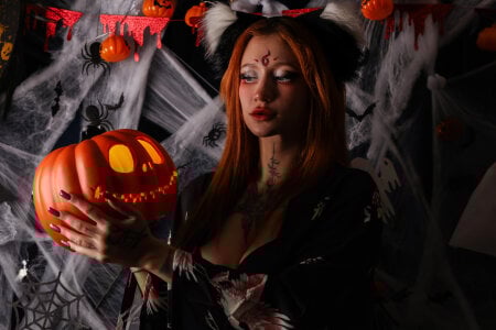 Eva_Cramer Happy Halloween! 👻🎃 Pic 2