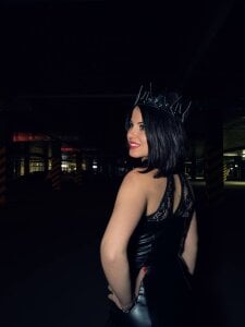 Mery_Poppins Motorbike Pic 3