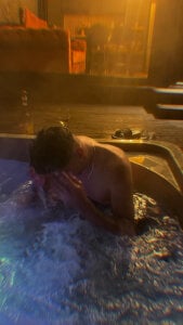 HotChrisXXX Starting in the Jacuzzi зображення