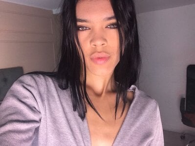 ALICESANDOVAL DIFFERENT STYLE, DIFFERENT POSE 👀 Pic 8