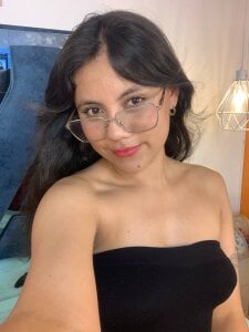 Zoe_And_Dylan_ sensual and seductive Pic 5