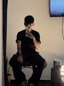 Angel_eros_ In the mirror Billede