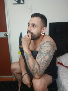 alanJohnson145revealed passion图片