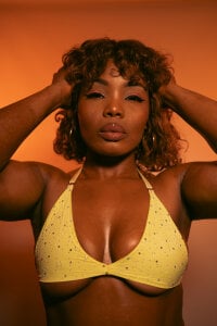 dakhota___ big and full lips Pic 5