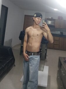 Matt_Jonnes Public รูป  2