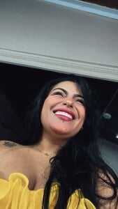 kiana_cream Today is yellow 💛💛  2. fénykép