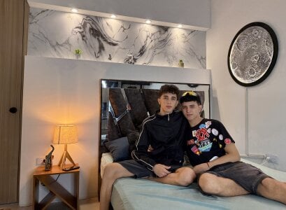 KING_OFF_BOYS WIL AND FER Photo 6