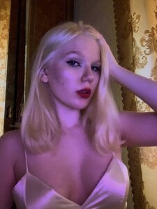 LynellMahe Public Pic 4