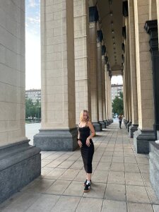 CherelleDunklee: Public ( 4 фото)