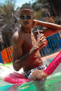 YeremiBrowm very hot summer Pic 5