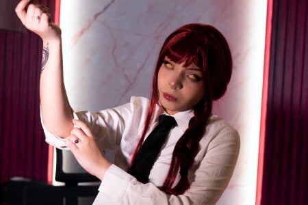 Kaoriabyss_ Makima 2.0 Gambar