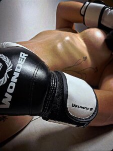 IsabelBornner Your sexy boxer 😉🥊 Foto 2