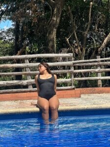 _Sophia_111 Pool day 💦 Pic