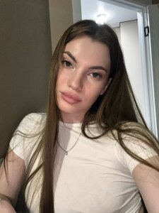 LaveraMeling Selfie in Ribbon 사진