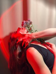 PetraHambelton happiness Pic 3