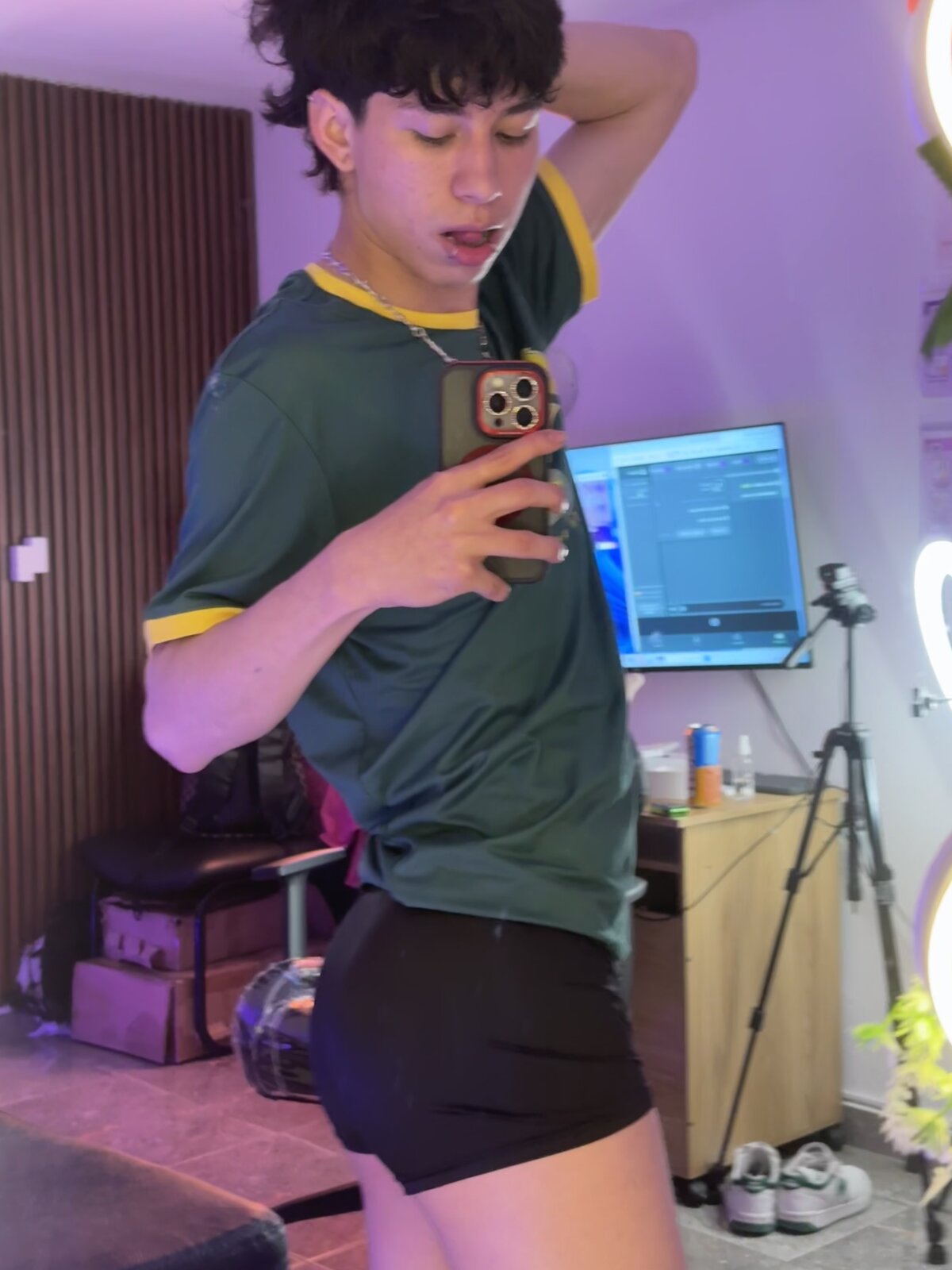 kaelwolf_tay 热门图片 8002